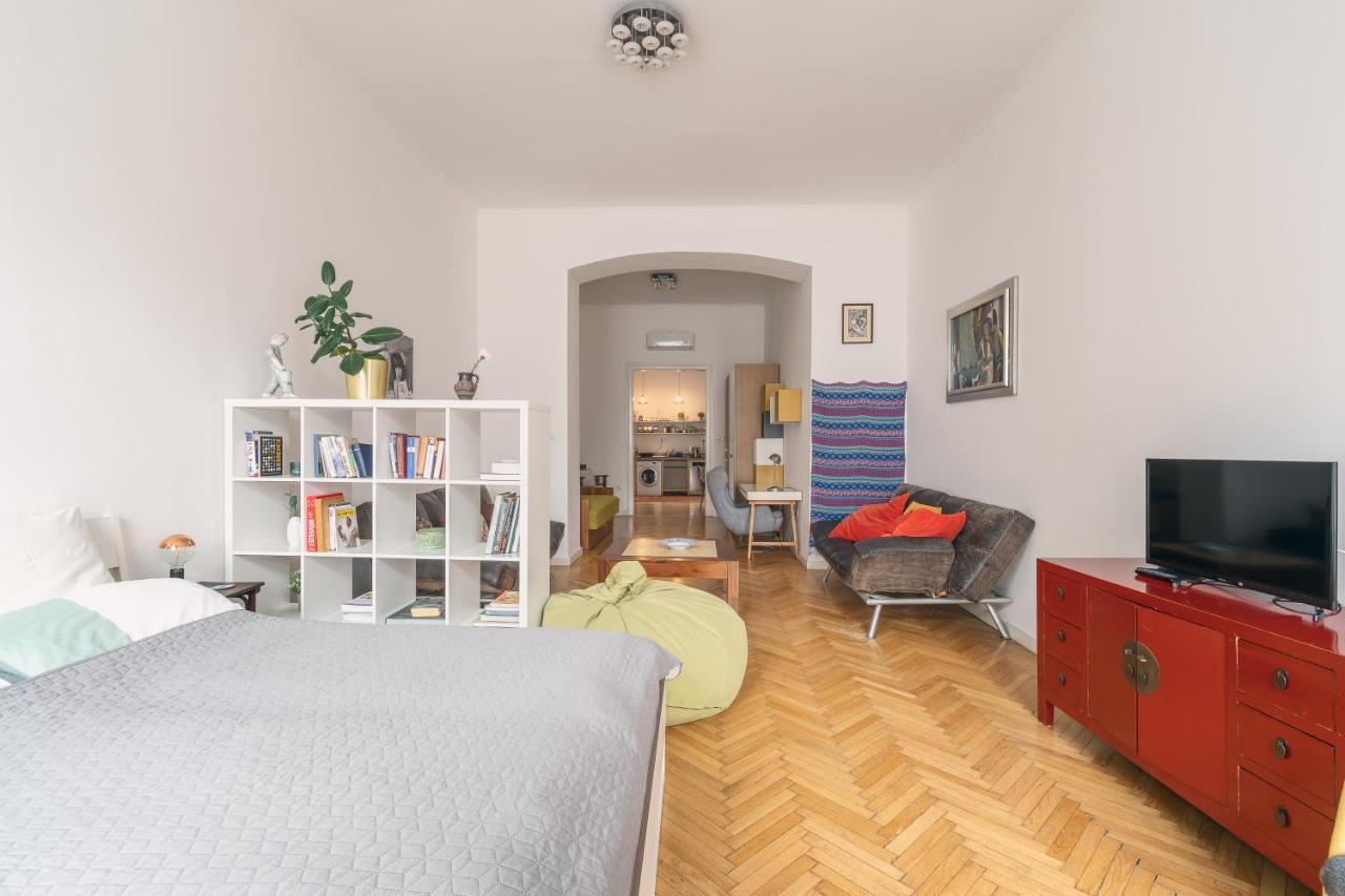Bright & Spacious Loft With Basilica View 부다페스트 외부 사진